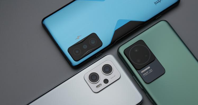 红米RedmiNote12Pro（性能强悍，摄影出色，超越期待的完美手机）