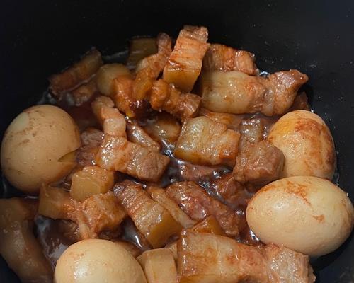 用电饭煲做红烧肉，美味省事又方便（快捷省心的红烧肉糊）