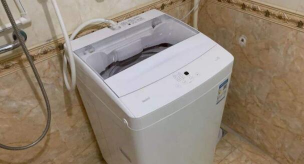 洗衣机排水不停止的原因及解决方法（为什么洗衣机不存水一直排水）